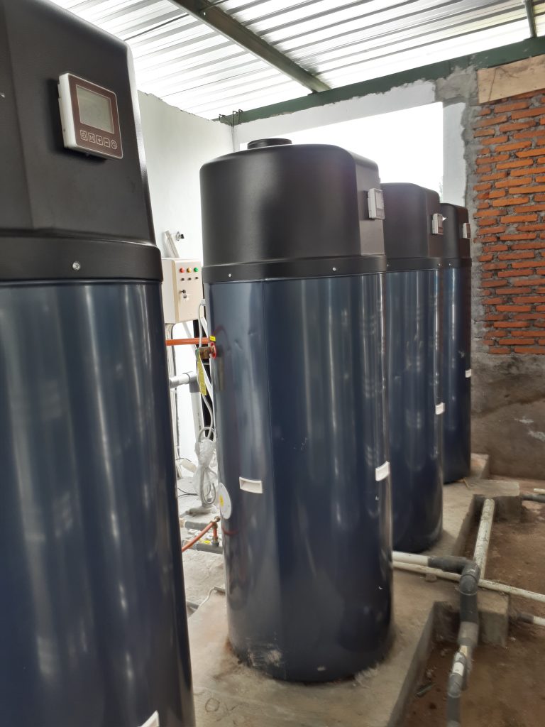 Ecoheat heatpump water heater 300 liter